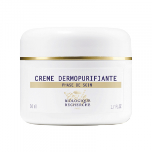 Matifiante et astringente, la Crème Dermopurifiante est le soin sébo-régulateur ultime. Elle va agir à la fois sur la régulation du sébum et la purification de l’épiderme pour débarrasser la peau de ses imperfections (pores dilatés, comédons, microkystes,