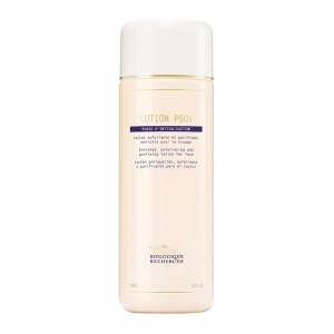 La Lotion P50V est une lotion exfoliante vitaminée, qui purifie en douceur, matifie, hydrate et rééquilibre le pH de l’épiderme.