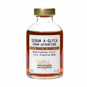 Le Sérum A-Glyca combat le processus de glycation qui entraîne la formation de rides et le vieillissement cutané. Riche en actifs anti-glycation, ce sérum a un effet préventif et une action curative qui inverse la glycation. C'est l'allié anti-âge parfait
