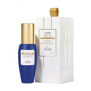 Véritable traitement de choc anti-déshydratation, le Sérum Yall~02 est ultra dosé en Acide Hyaluronique et en extraits végétaux anti-oxydants. Ce soin hydratant intense permet d'apporter à la peau la quantité d'eau nécessaire à son bon fonctionnement et à