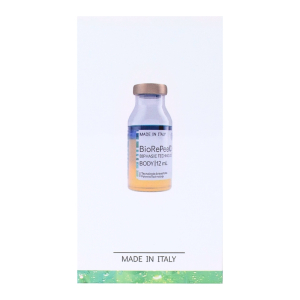 BioRePeelCl3 est un dispositif médical biphasique innovant aux actions biostimulantes, revitalisantes et peeling, avec l'acide trichloroacétique (TCA) comme ingrédient principal.