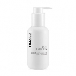 Le FILLMED Skin Perfusion Light Cryo Serum est un complexe anti-âge de mésothérapie qui améliore la qualité de la peau et stimule l'éclat.