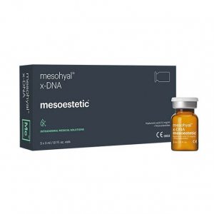 Mesoestetic Mesohyal x-DNA - Traitement par voie intradermique, qui favorise la réparation cutanée en encourageant la synthèse du collagène et en redensifiant les tissus.

