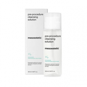 Mesoestetic Pre-procedure Cleansing Solution - Elle favorise le renouvellement cellulaire en lissant le relief cutané et en renforçant la pénétration et l’absorption postérieures des substances actives.