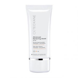 TEOXANE ADVANCED PERFECTING SHIELD SPF 30 est un soin de protection pour un teint parfait avec SPF 30.   Anti-oxidant et anti-pollution. Crème Multi-fonction teintée pour le visage qui protège contre les rayons UV et la glycation.  