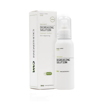 DEGREASING SOLUTION est une formulation de prÃ©paration pour des traitements de la peau de la mÃ©decine esthÃ©tique et de la cosmÃ©tologie