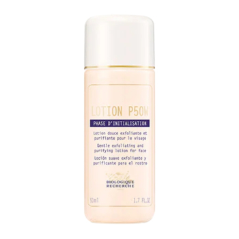 La Lotion P50W est une lotion exfoliante vitaminée très douce, qui purifie, matifie, hydrate et favorise le maintien du pH acide de l'épiderme.