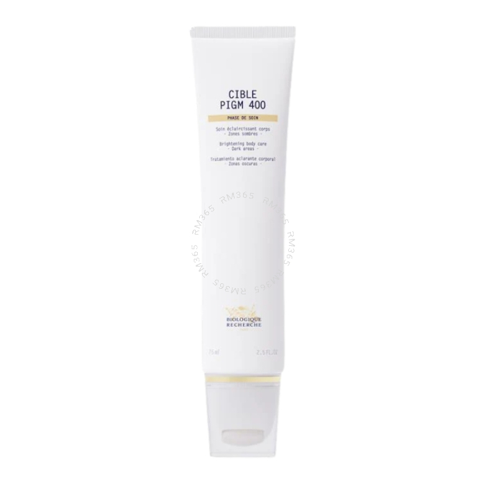 Les zones sombres sont éclaircies
La peau est protégée de l'apparition de nouvelles zones sombres
La peau est lumineuse et uniforme
La peau est apaisée