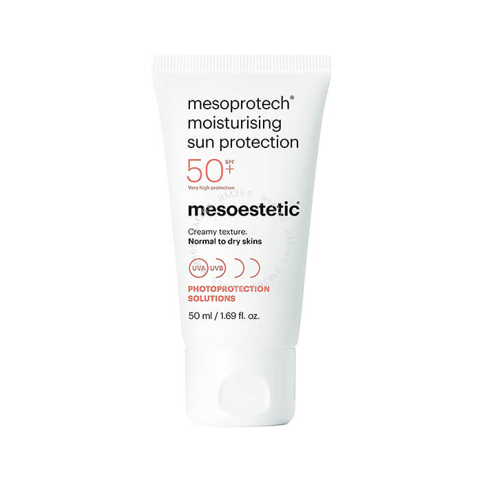 Mesoestetic Mesoprotech Moisturizing Sun Protection a une très haute protection solaire SPF50+ pour les peaux sèches et sensibles. Avec des propriétés hydratantes, évite la perte d'eau épidermique et maintient un niveau d'hydratation optimal.