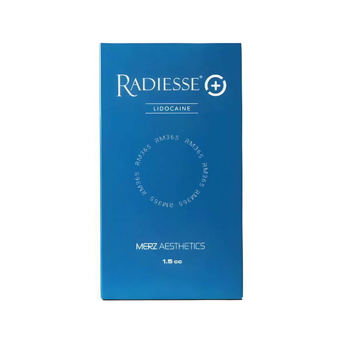 Radiesse®+ Lidocaine est un produit de comblement dermique injectable avec de la lidocaïne qui ajoute temporairement du volume pour aider à lisser les rides faciales modérées à sévères et donne un effet liftant et raffermissant immédiat sur la peau. Une f