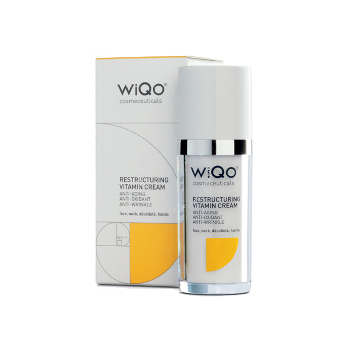 The WiQo Restructuring Vitamin Cream contient un rétinoïde appelé Hydroxypinacolone Retinoate, qui agit efficacement directement sur les récepteurs, sans qu'il soit nécessaire de le modifier. Ses effets sont comparables à ceux de l'acide rétinoïque, sans 